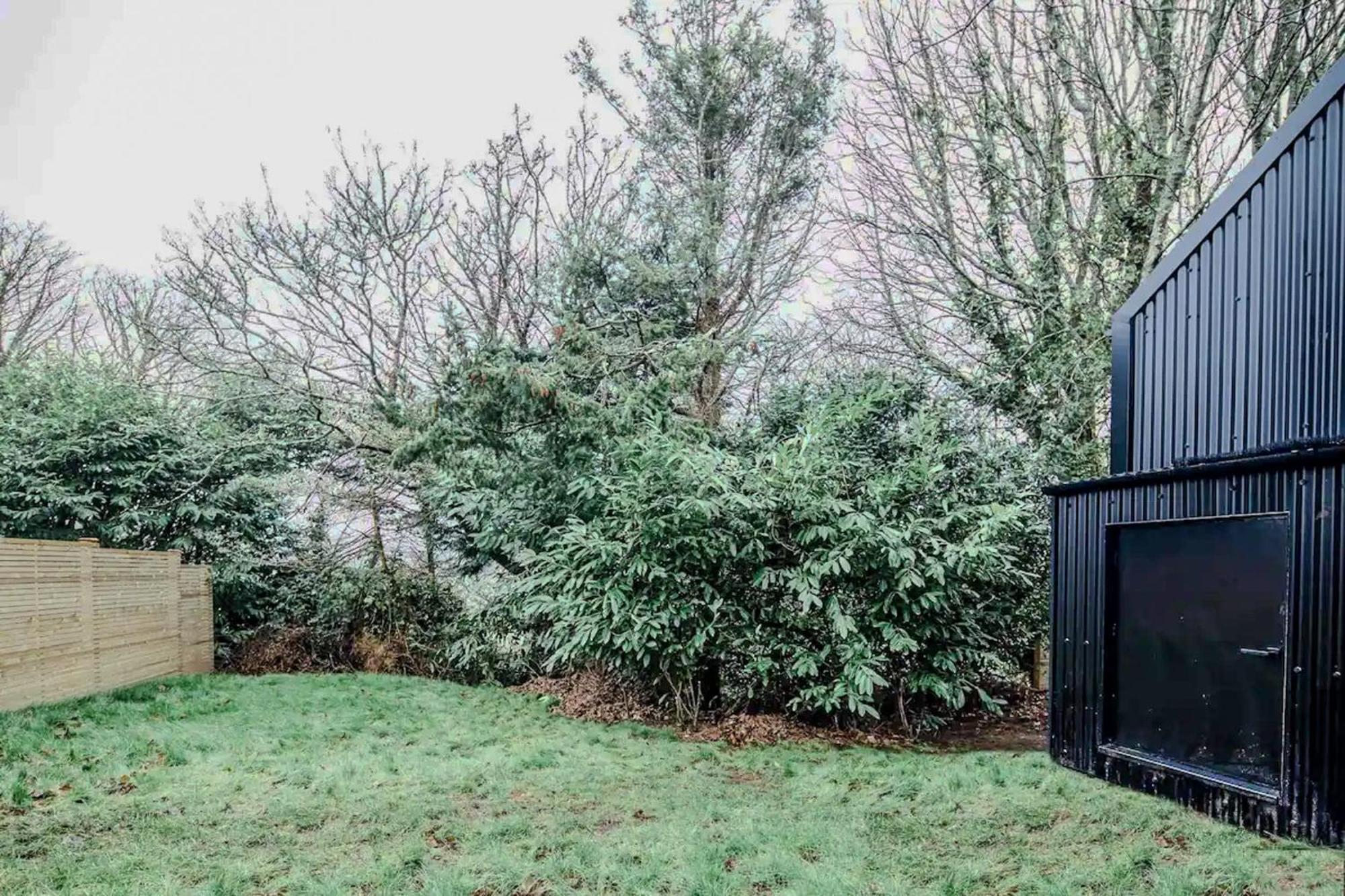 Lowen Tree House Truro Exterior photo